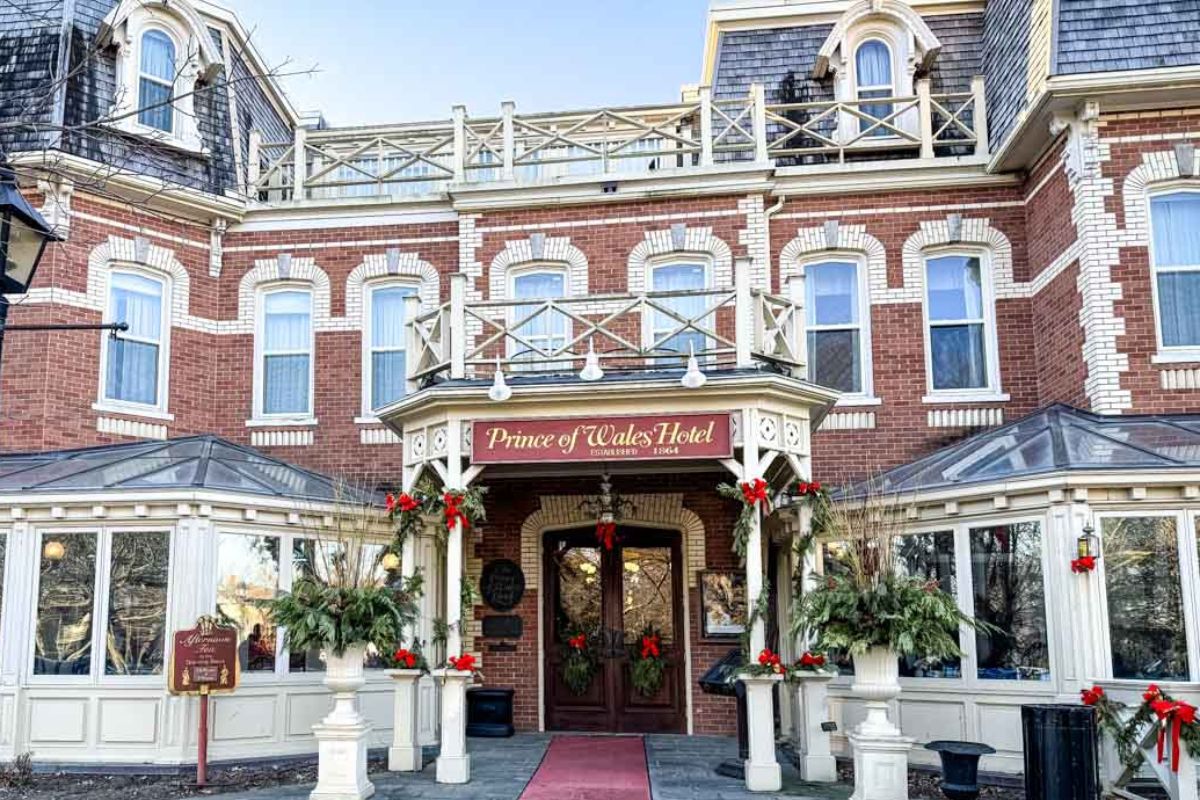 Photo outside Prince of Wales Hotel.