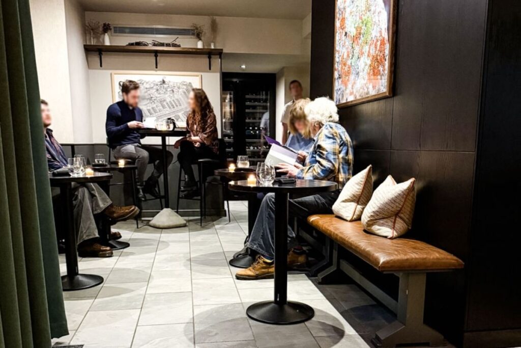 Photo of the Lounge area in Aulis.