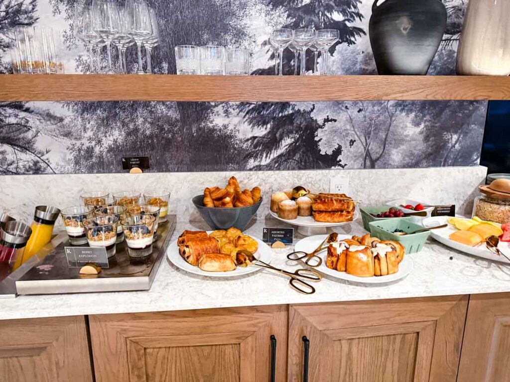 Breakfast food options at black diamond club lounge.