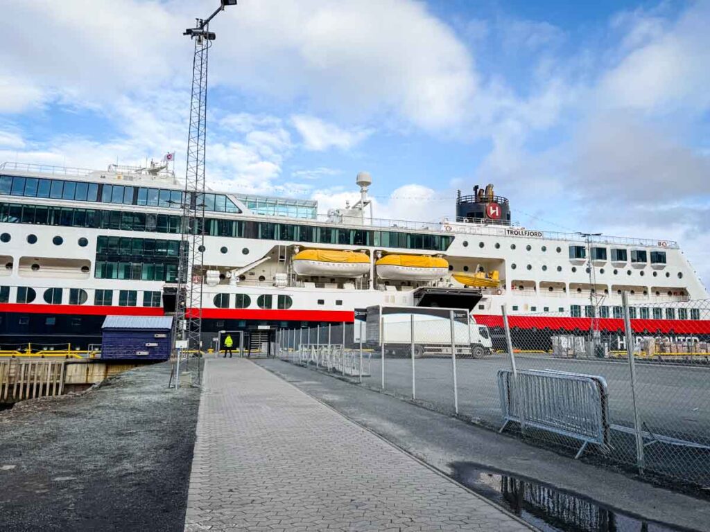 Photo of the Trolljford ship.